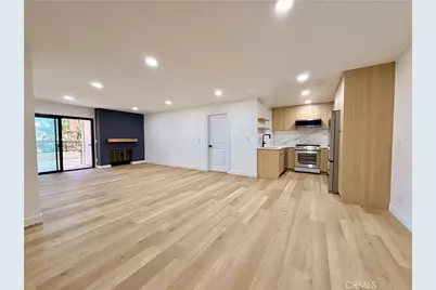 8512 Tuscany #202, Playa del Rey, CA 90293 - Photo 2