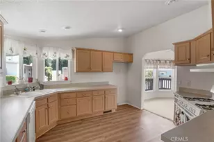 1001 W Lambert, La Habra, CA 90631 - Photo 16