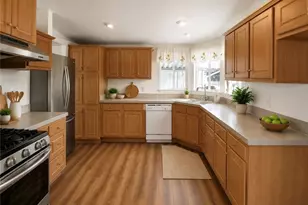 1001 W Lambert, La Habra, CA 90631 - Photo 14