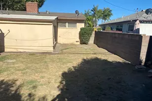 1203 S Castlegate Ave, Compton, CA 90221 - Photo 18