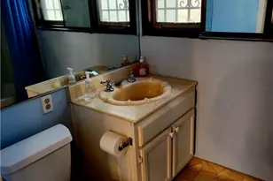 6812 S Van Ness, Los Angeles, CA 90047 - Photo 22