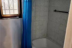 6812 S Van Ness, Los Angeles, CA 90047 - Photo 24