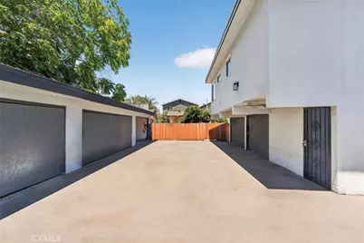 823 Lagoon, Wilmington, CA 90744 - Photo 4