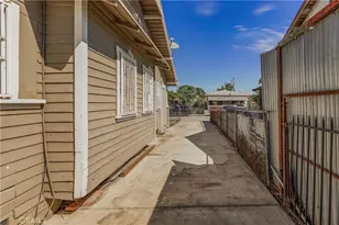 130 W 87th, Los Angeles, CA 90003 - Photo 36