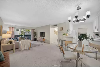 576 N Bellflower #320, Long Beach, CA 90814 - Photo 2