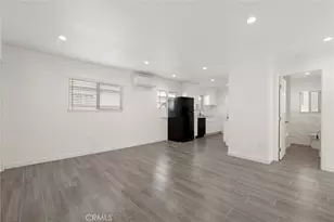 1143 E 106th St, Los Angeles, CA 90002 - Photo 8