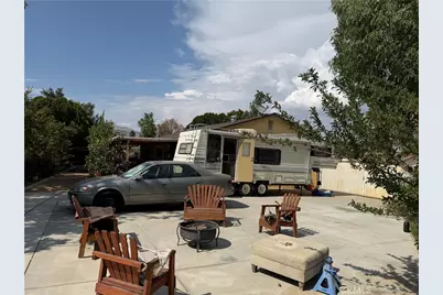 223 Glenmont Court, Hemet, CA 92544 - Photo 8