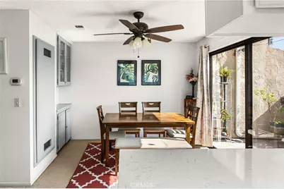 320 W 220th Unit 4, Carson, CA 90745 - Photo 18