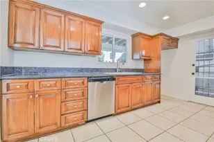 10012 St Stephen, Cypress, CA 90630 - Photo 4