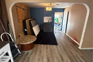 529 E 224th St, Carson, CA 90745 - Photo 18