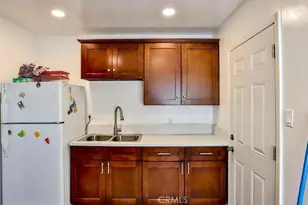 1877 S Cloverdale, Los Angeles, CA 90019 - Photo 24