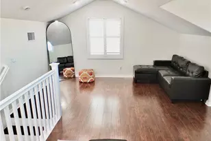 2471 Amelia Ct, Signal Hill, CA 90755 - Photo 46