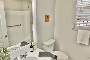 2471 Amelia Ct, Signal Hill, CA 90755 - Photo 20