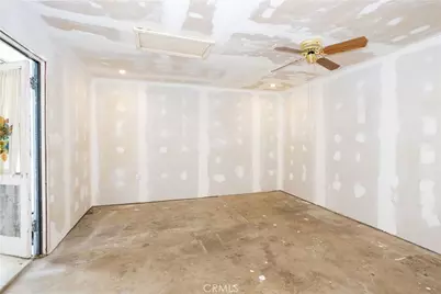 701 Normandy, Bakersfield, CA 93306 - Photo 18