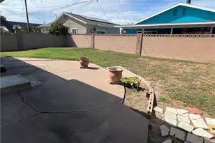 12413 Gradwell, Lakewood, CA 90715 - Photo 2
