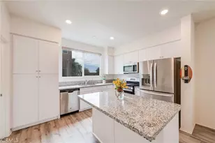 17614 Garden House, Bellflower, CA 90706 - Photo 4