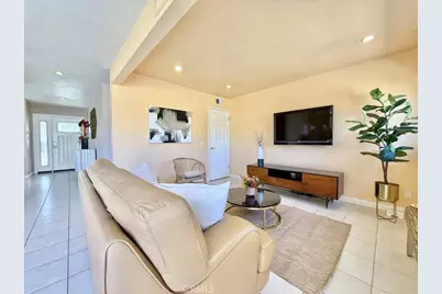 10843 Andy, Cerritos, CA 90703 - Photo 18