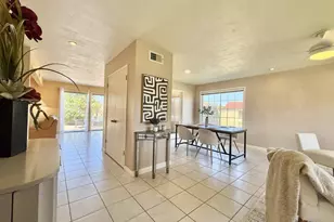 10843 Andy, Cerritos, CA 90703 - Photo 8