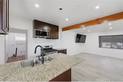 725 S Taper, Compton, CA 90220 - Photo 10