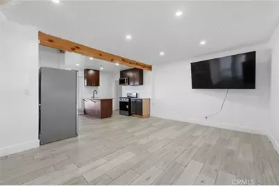 725 S Taper, Compton, CA 90220 - Photo 4