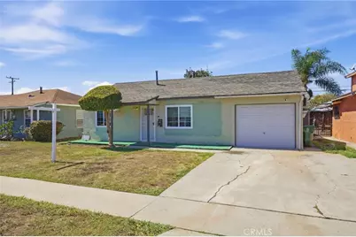 725 S Taper, Compton, CA 90220 - Photo 2