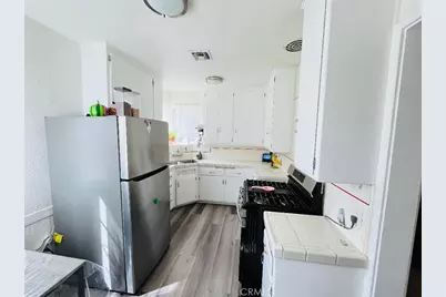 1110 N Pearl, Compton, CA 90221 - Photo 8