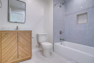 1417 W 84th, Los Angeles, CA 90047 - Photo 18