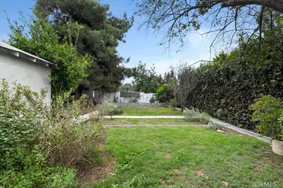 4950 Aldama, Los Angeles, CA 90042 - Photo 32