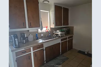 18517 Elaine, Artesia, CA 90701 - Photo 8