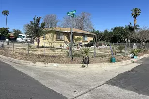 8970 Williams, Fontana, CA 92335 - Photo 2