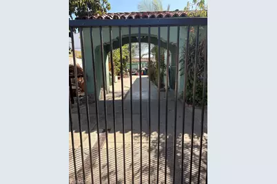 450 E 70th, Los Angeles, CA 90003 - Photo 2