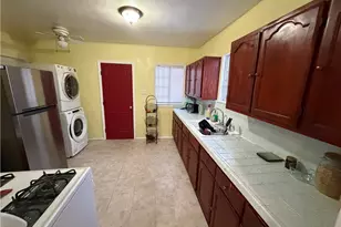 611 W 65th, Los Angeles, CA 90044 - Photo 18
