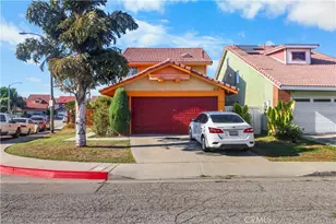 571 W Cypress Cir, Compton, CA 90220 - Photo 2