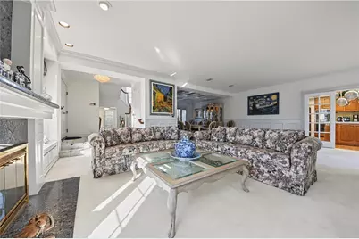 40 E Neapolitan Lane, Long Beach, CA 90803 - Photo 8