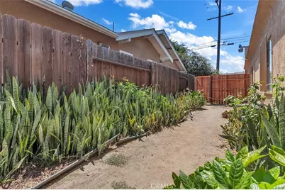 9707 Flower, Bellflower, CA 90706 - Photo 30