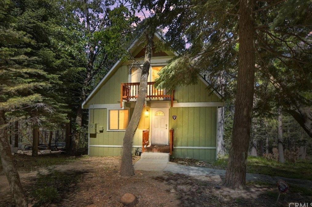 1191 Scenic Way, Rimforest, CA 92378-0018