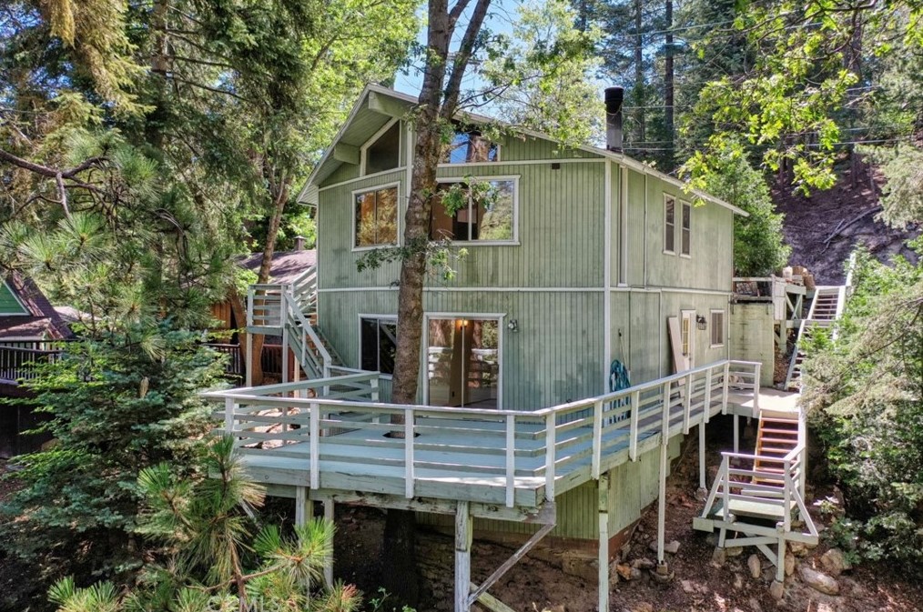 26446 Forest Ln, Twin Peaks, CA 92391