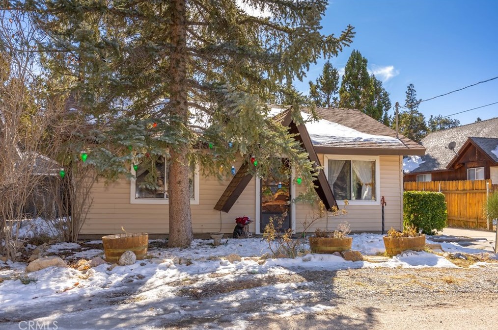 316 E Mountain View Blvd, Big Bear City, CA 92314