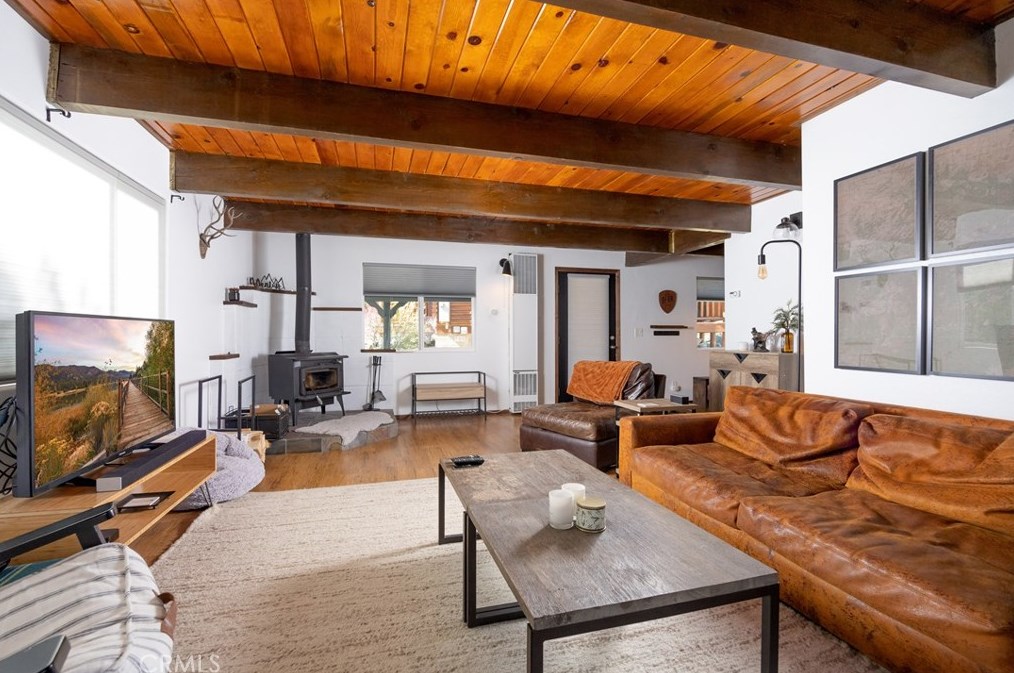 1120 Mount Verde Rd, Big Bear City, CA 92314