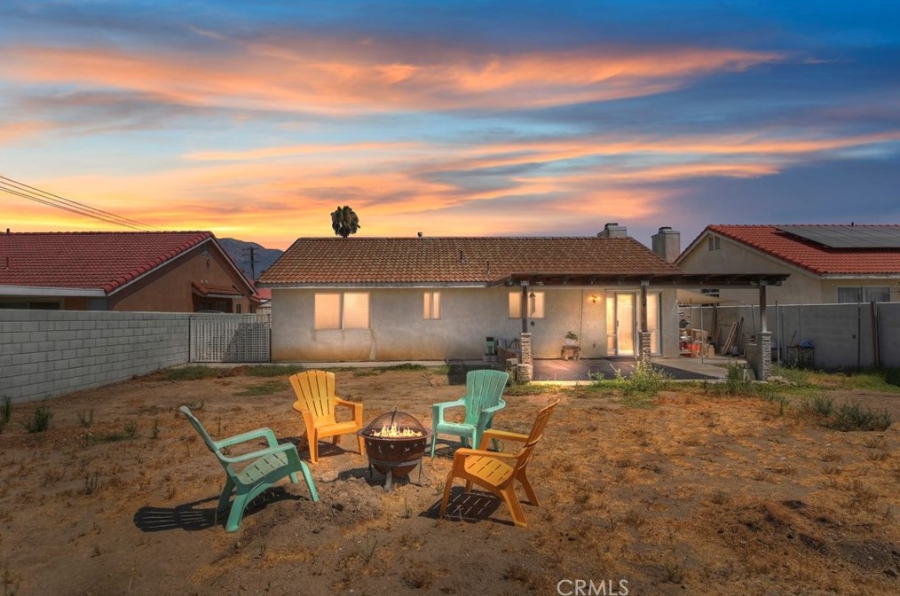13715 Seville Ave, Fontana, CA 92335-0509