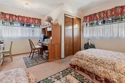 329 Grass Valley Road, Lake Arrowhead, CA 92352 - Photo 16