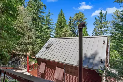 25626 Mid Lane, Twin Peaks, CA 92391 - Photo 32