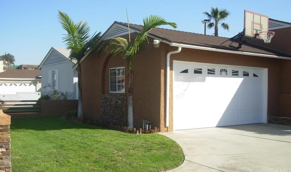 13012 S Wilton Pl, Gardena, CA 90249