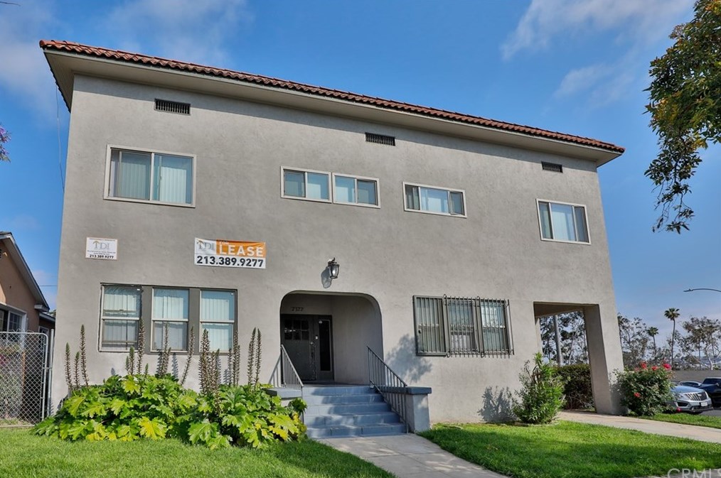 2322 Vineyard Ave, Los Angeles, CA 90016-1641