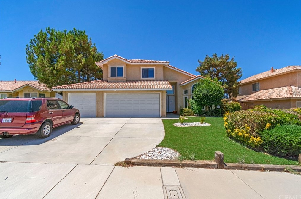 36333 Ramona Rd, Palmdale, CA 93550-4475