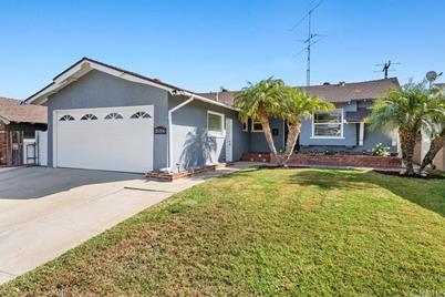25306 Doria Avenue - Photo 1