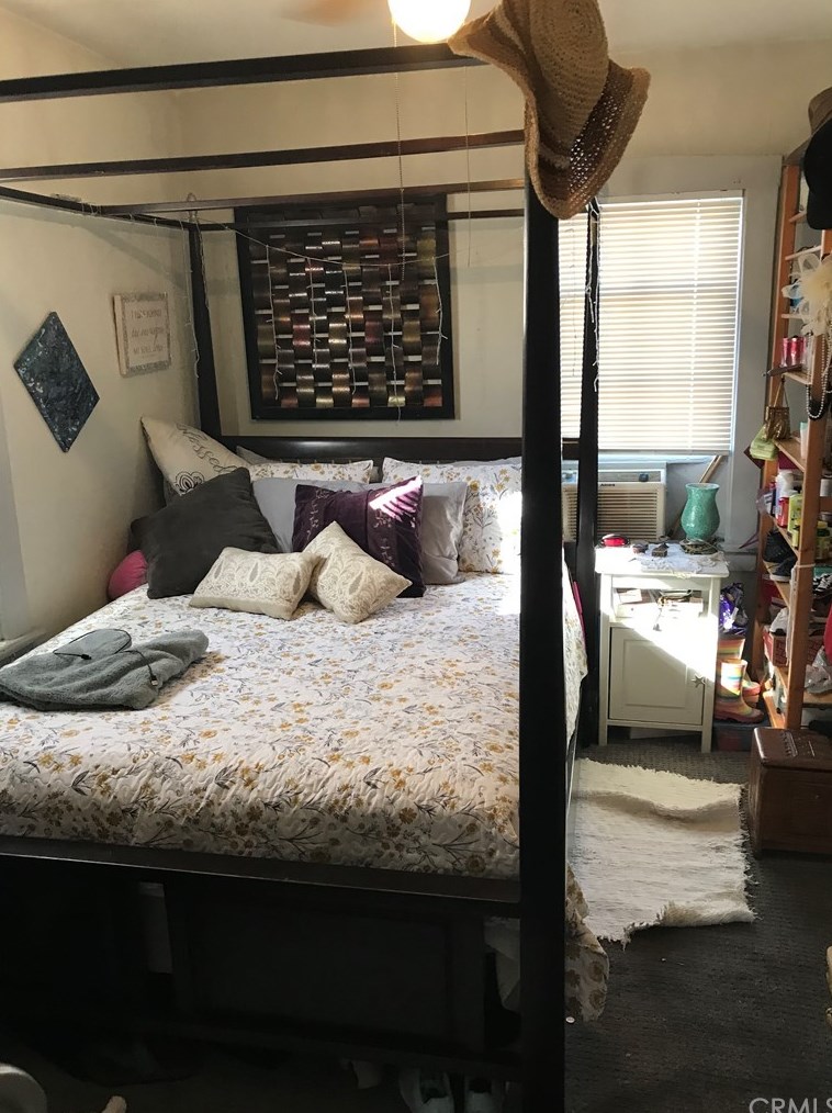 1207 E Smith Pl, Long Beach, CA 90806