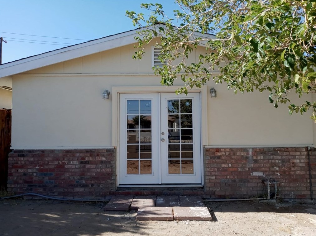 1725 Forane St, Barstow CA  92311-5611 exterior