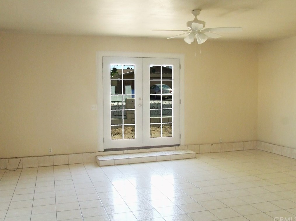 1725 Forane St, Barstow CA  92311-5611 exterior