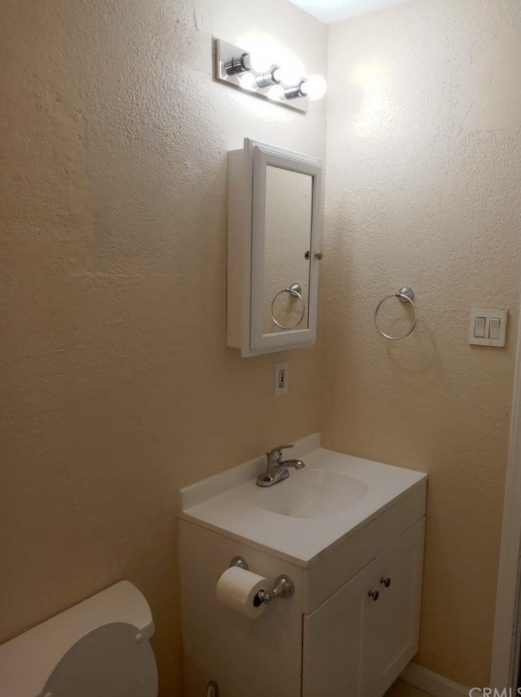 1725 Forane St, Barstow CA  92311-5611 exterior